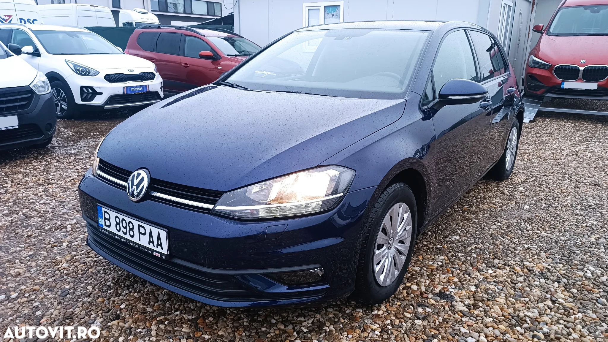 Volkswagen Golf 1.0 TSI Trendline - 1