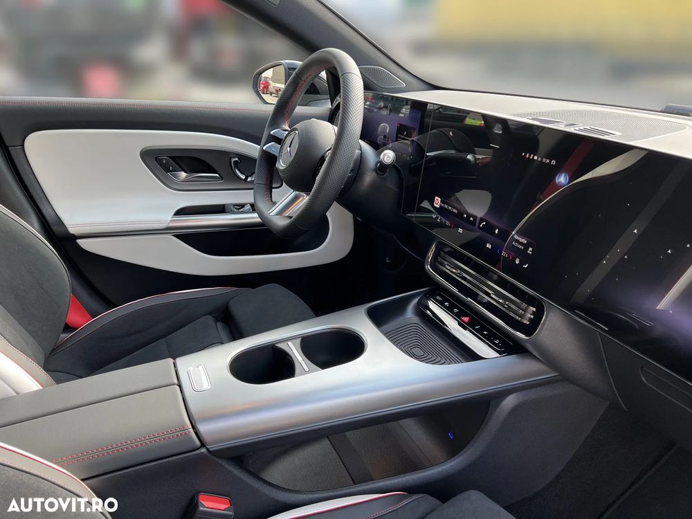Mercedes-Benz CLA 220 4Matic - 12