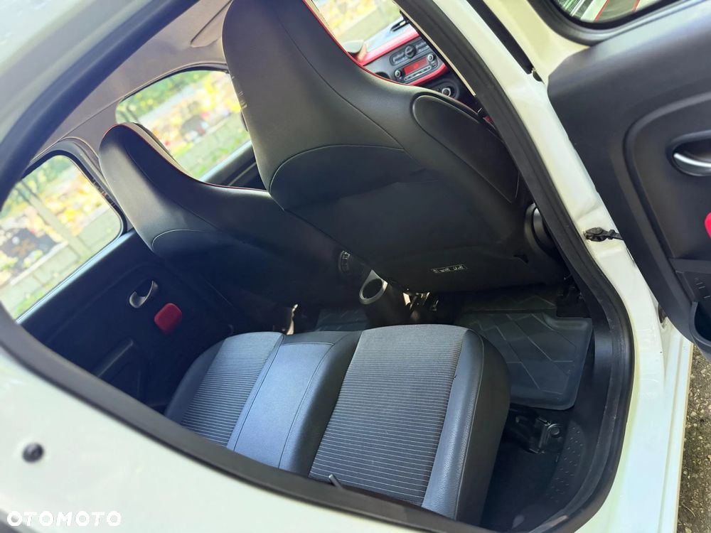 Renault Twingo ENERGY TCe 90 Intens - 16