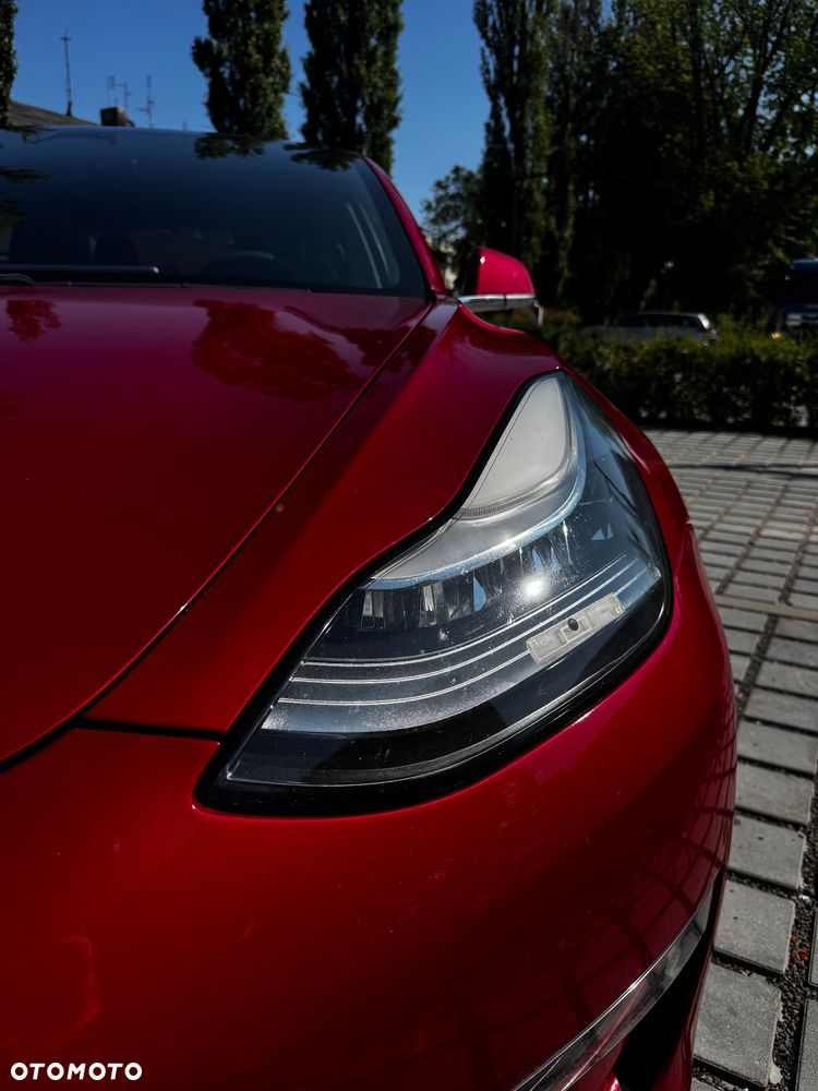 Tesla Model 3 Standard Reichweite Plus Hinterradantrieb - 21