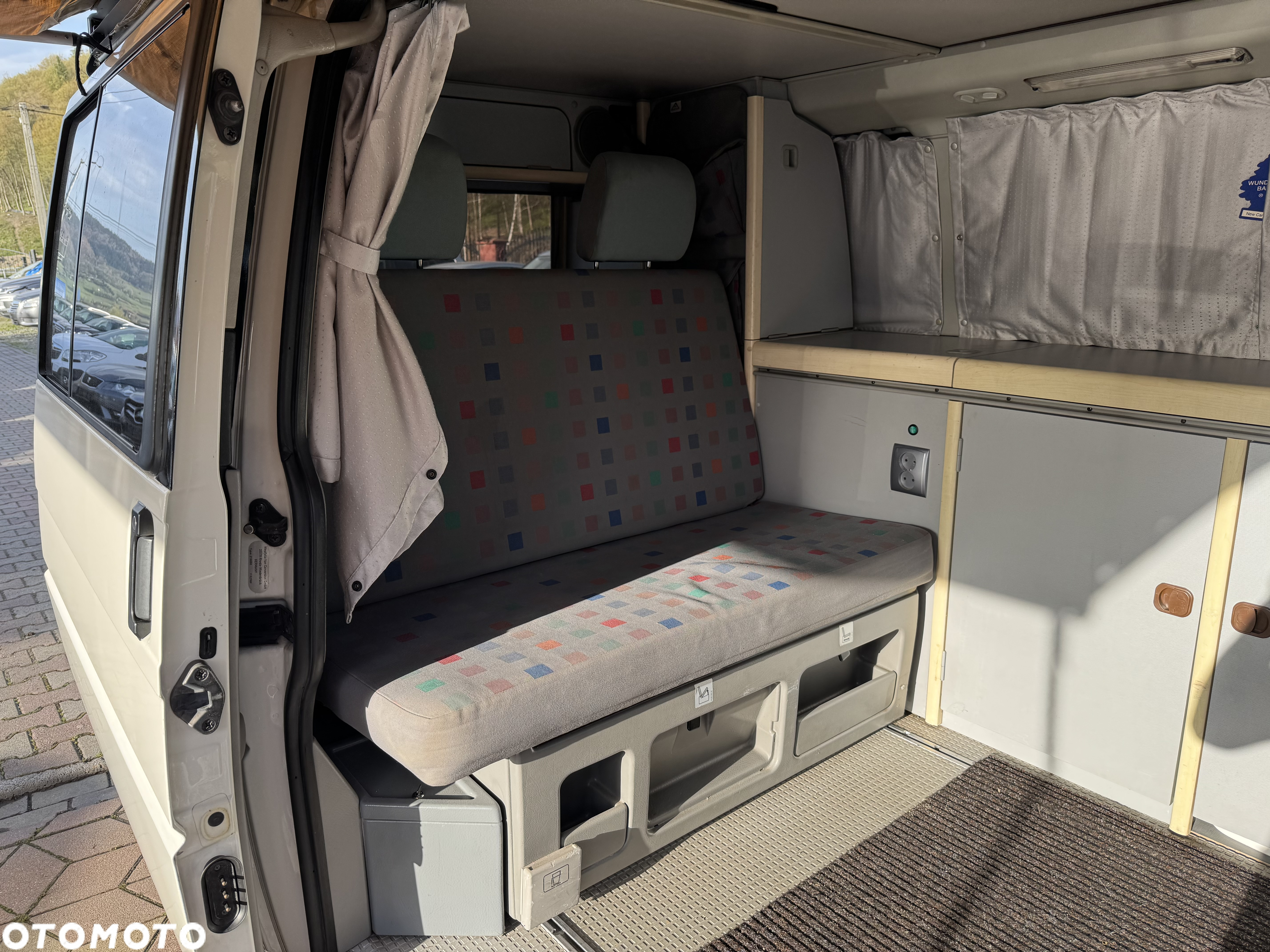 Volkswagen Transporter - 27