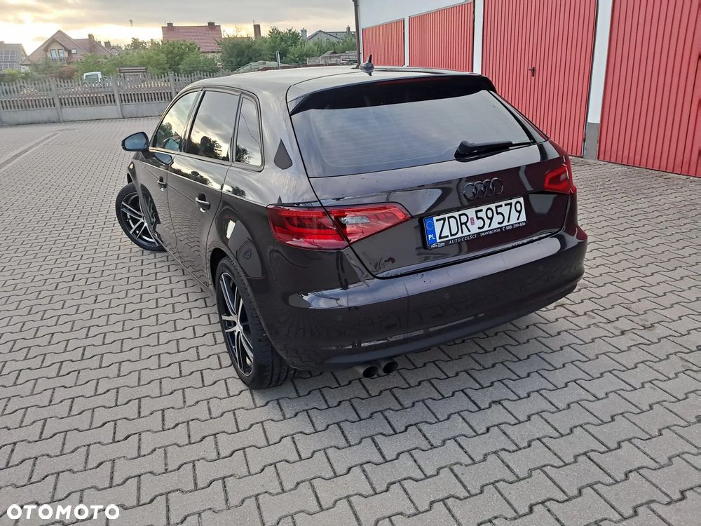Audi A3 Sportback - 3