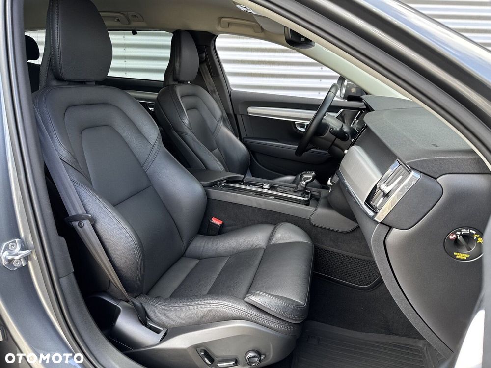 Volvo V90 Cross Country D5 AWD Pro - 12