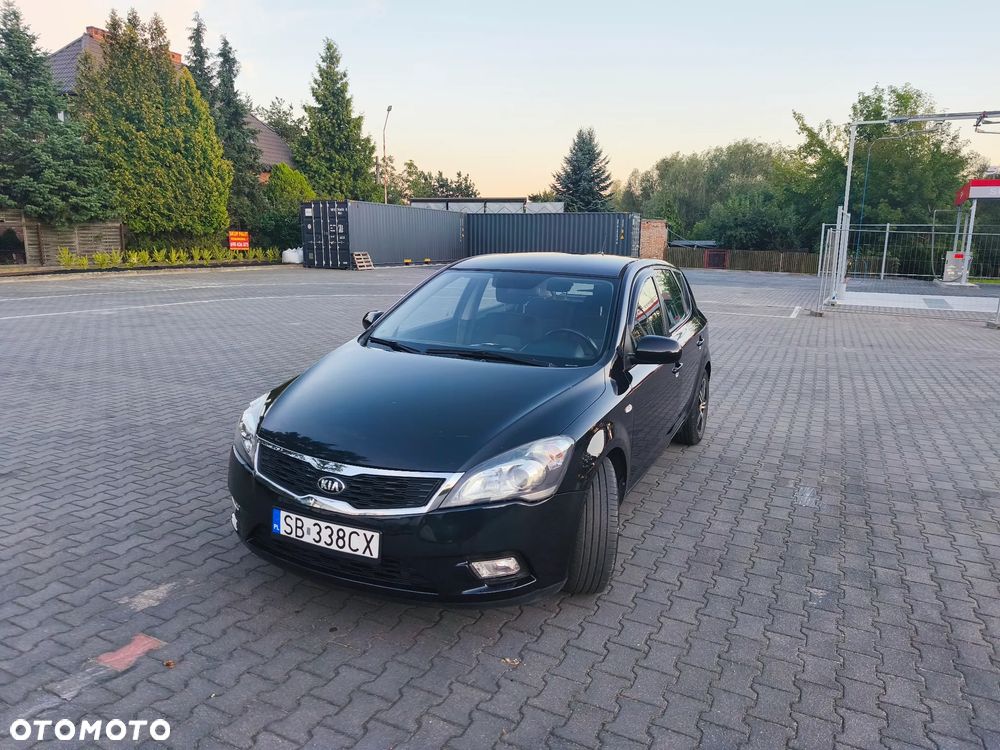 Kia Ceed 1.4 Comfort - 1