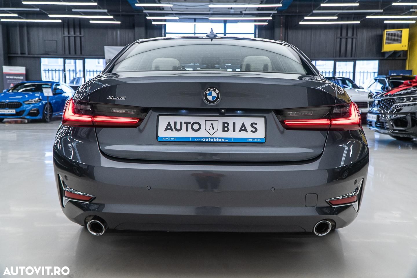 BMW Seria 3 320d xDrive AT Luxury Line - 28