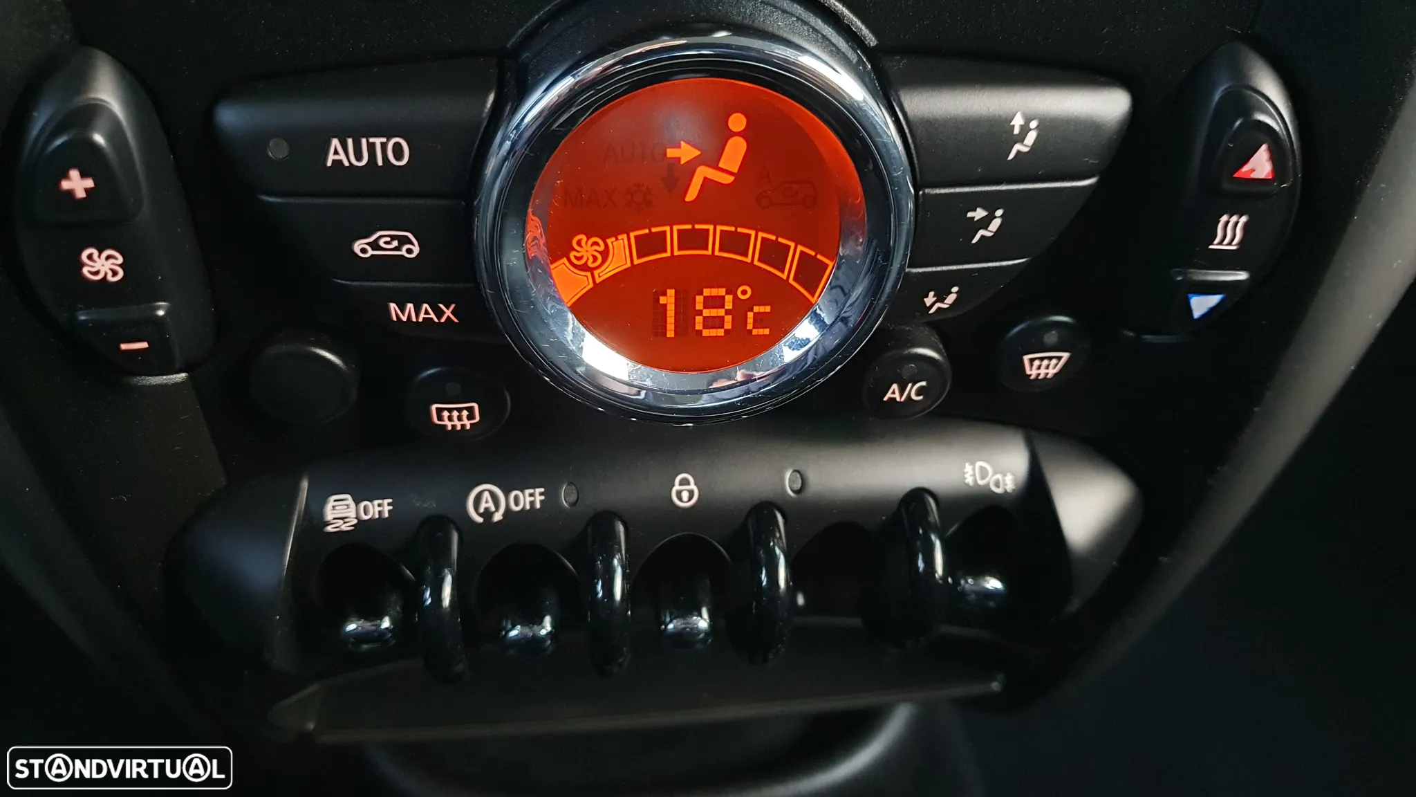 MINI Countryman One D - 14