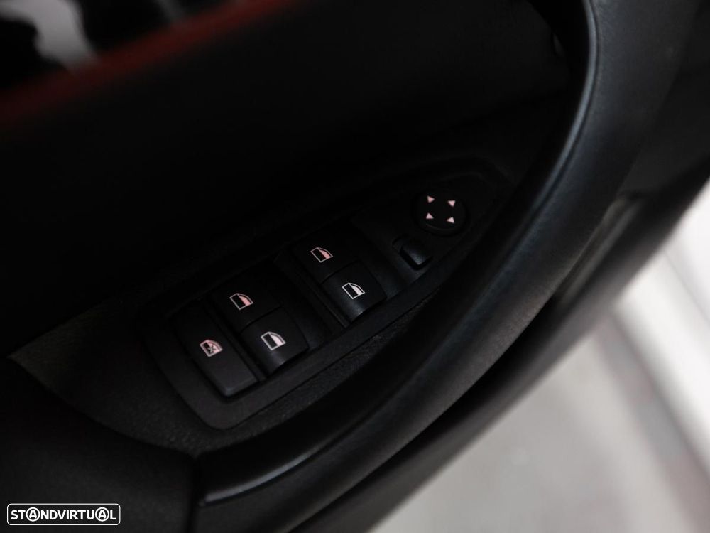 BMW X1 xDrive25e M Sport - 16