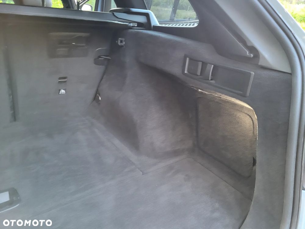 BMW Seria 3 318d Edition M Sport Shadow - 36