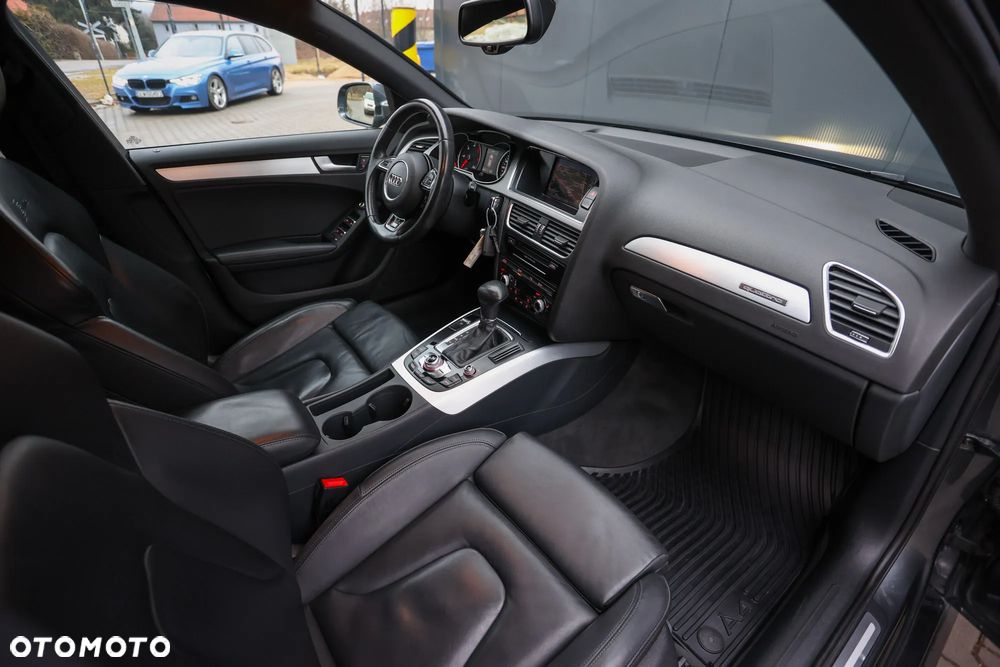 Audi A4 Avant 2.0 TDI DPF quattro S tronic S line Sportpaket - 25