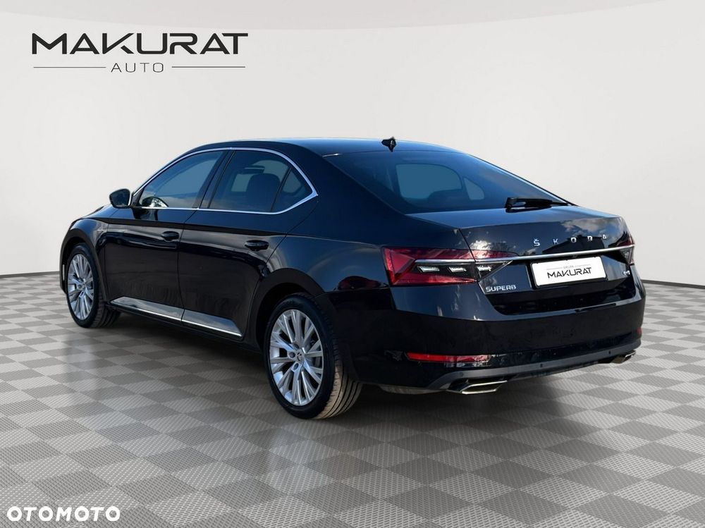 Skoda Superb 2023 photo 3