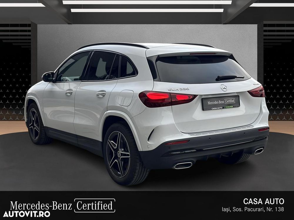 Mercedes-Benz GLA 220 4MATIC MHEV - 5