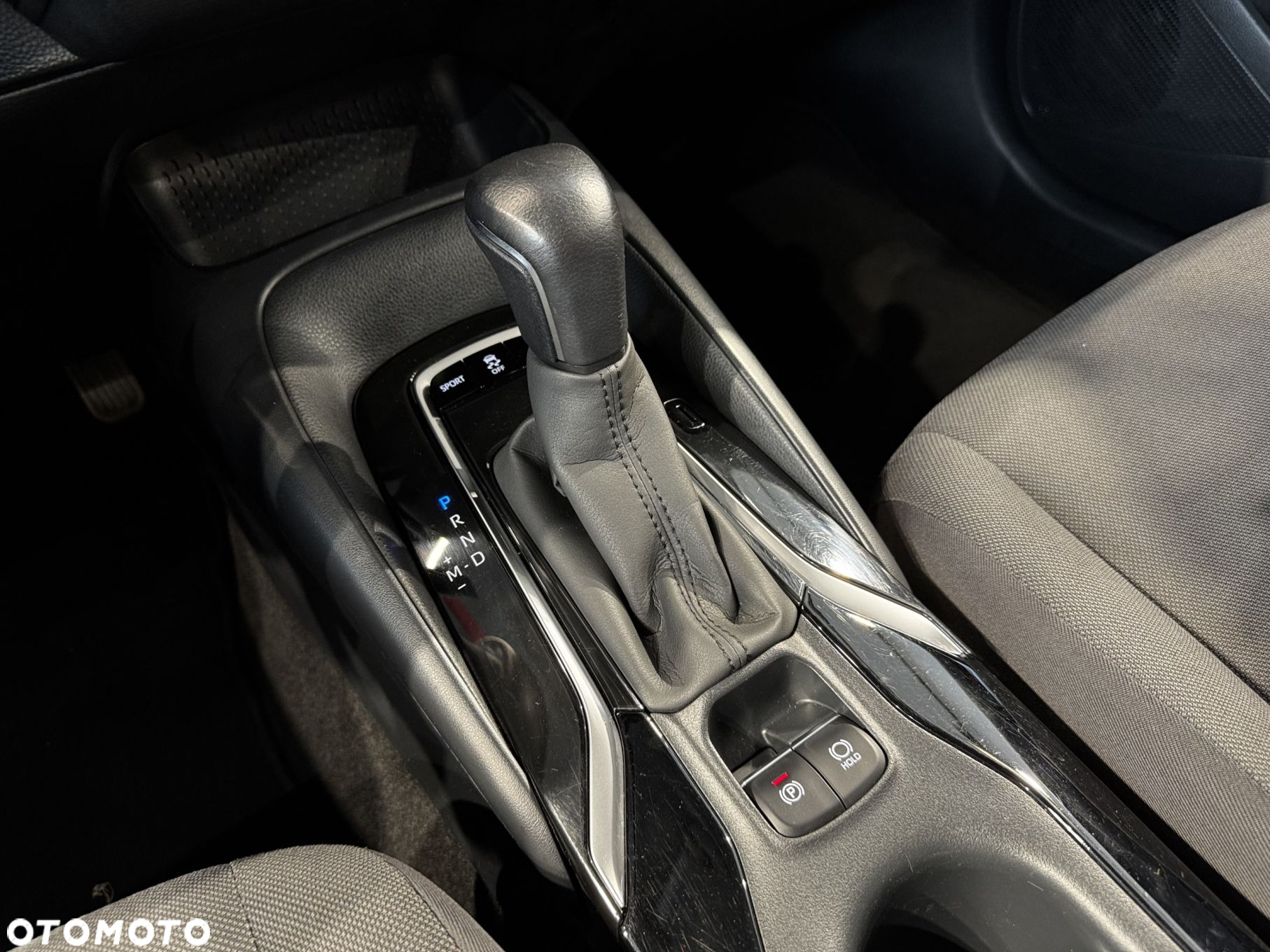 Toyota Corolla - 24