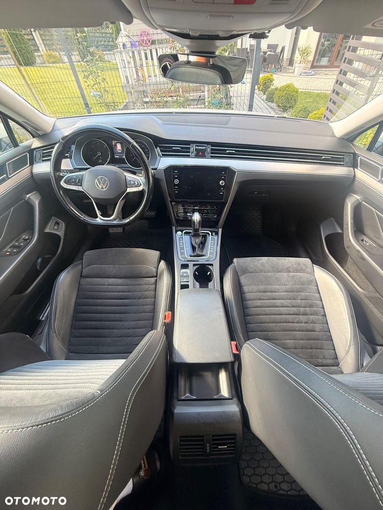 Volkswagen Passat 2.0 TDI EVO Elegance DSG - 8