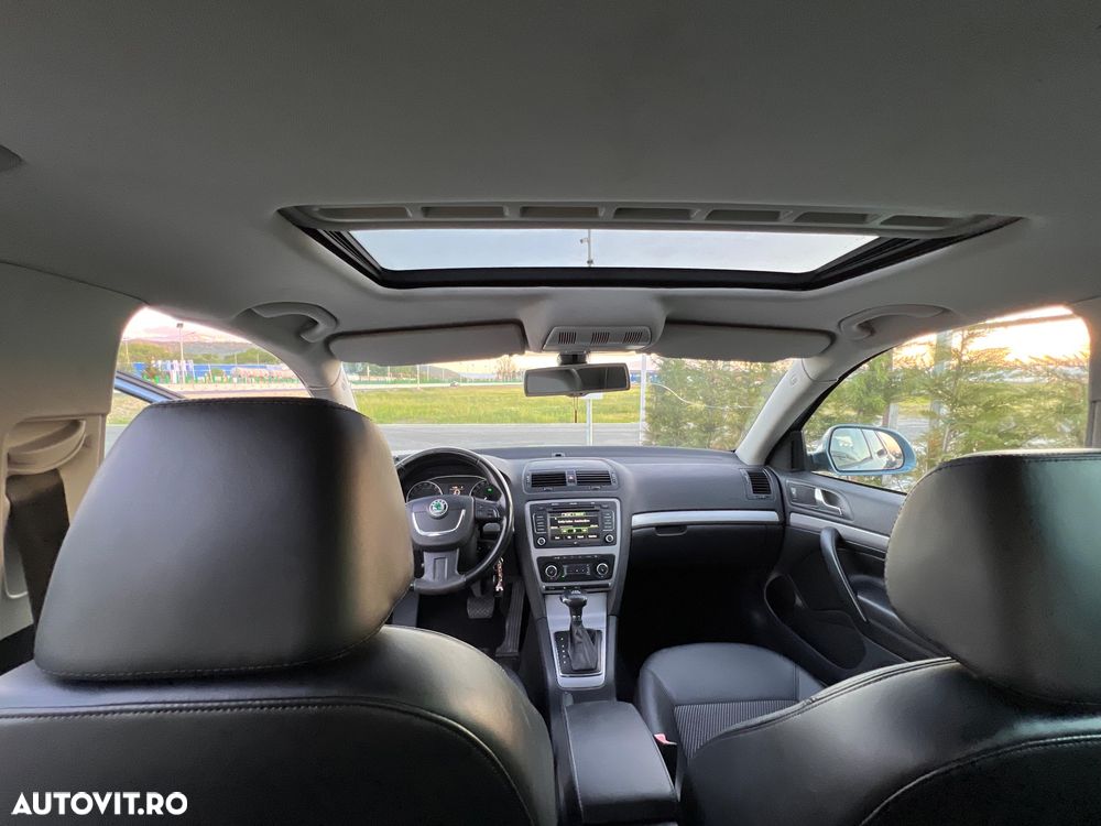 SKODA Octavia 2010 — imagine 7