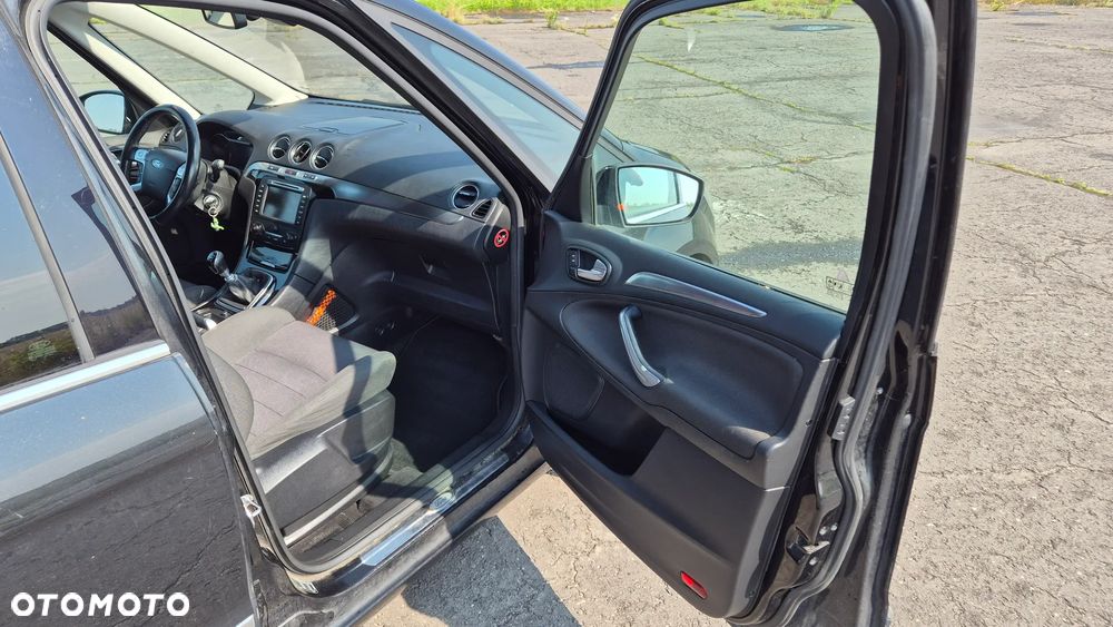 Ford Galaxy 2.0 TDCi Titanium - 16