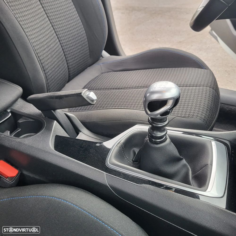 Peugeot 308 PureTech 130 GPF Stop & Start Style - 31