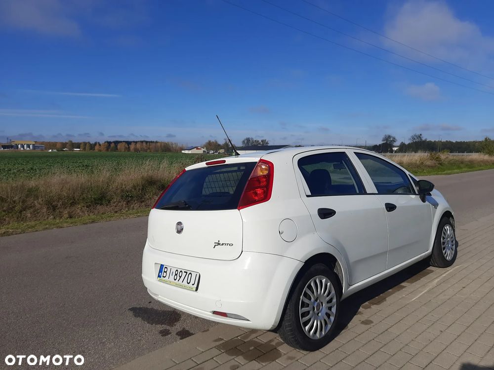 Fiat Grande Punto - 4