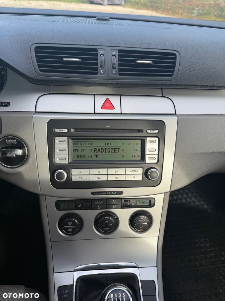 Volkswagen Passat 2.0 TDI 4Mot Comfortline - 21