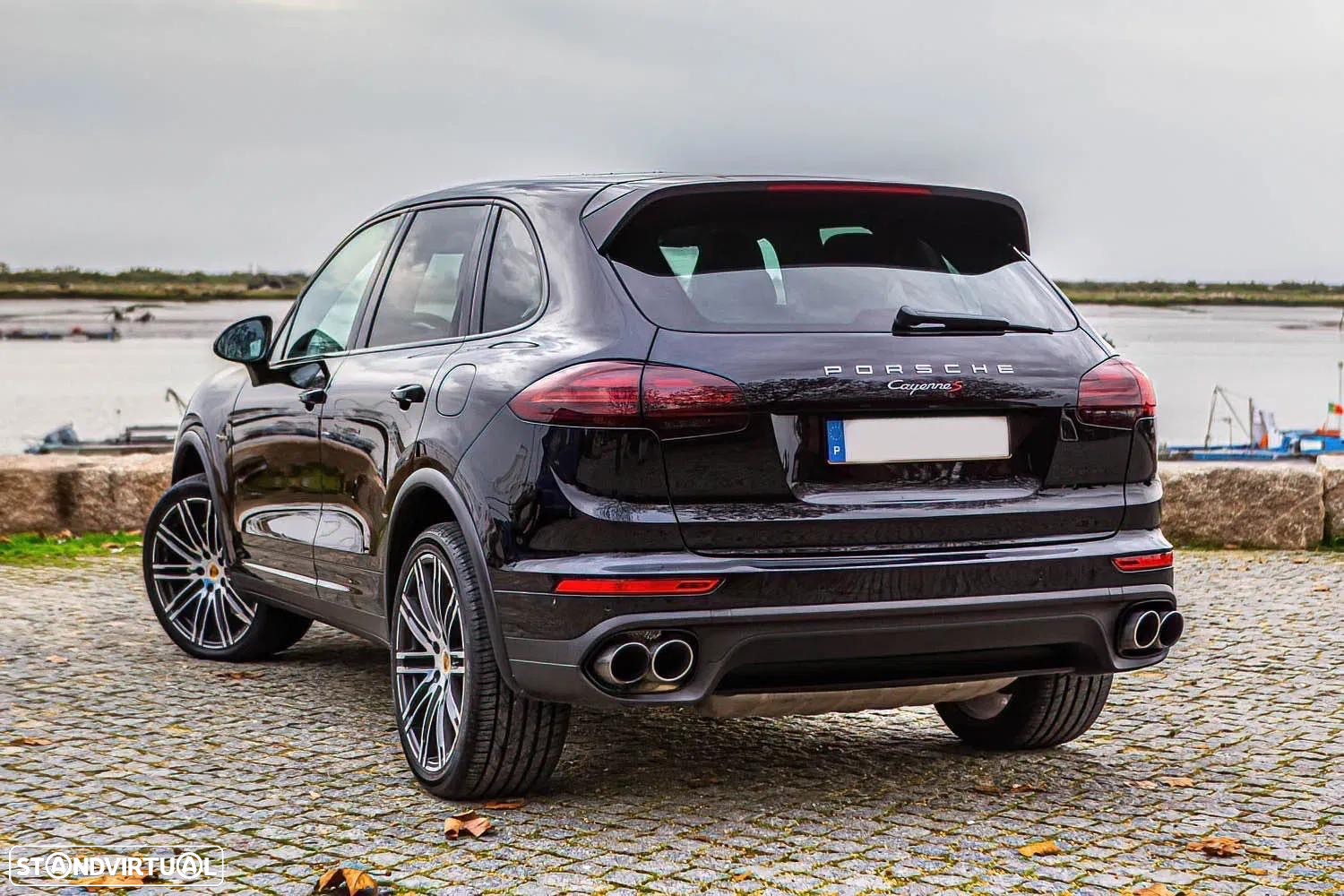 Porsche Cayenne S E-Hybrid Platinum Edition - 3