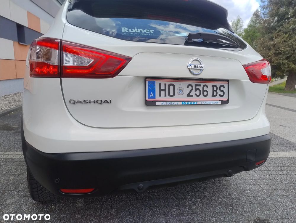 Nissan Qashqai 1.2 DIG-T Xtronic N-Vision - 33