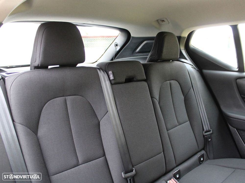 Volvo XC 40 1.5 T2 Essential Auto - 53