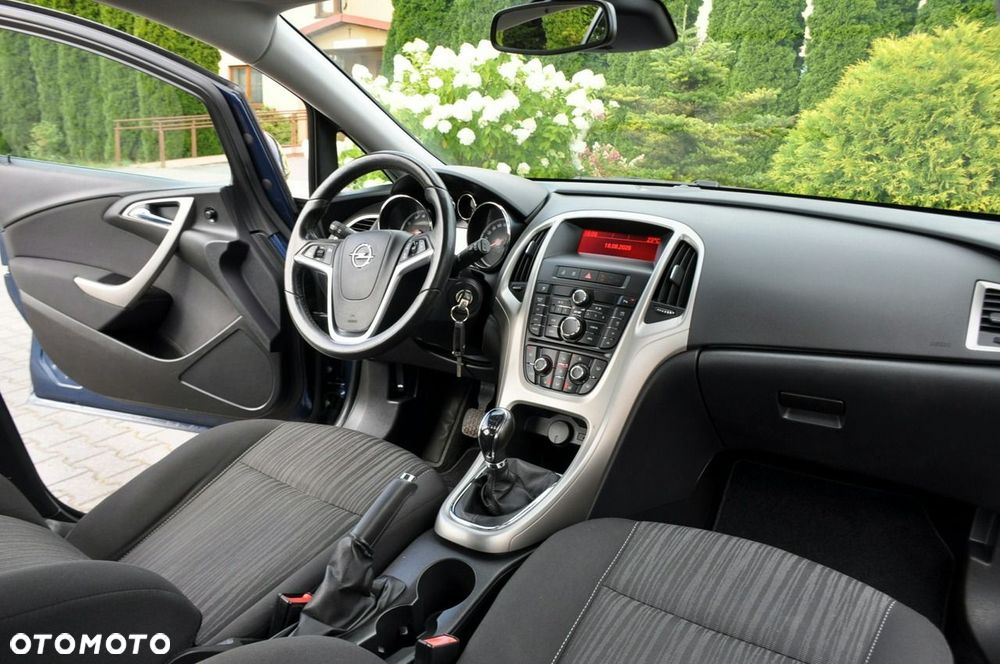 Opel Astra - 24