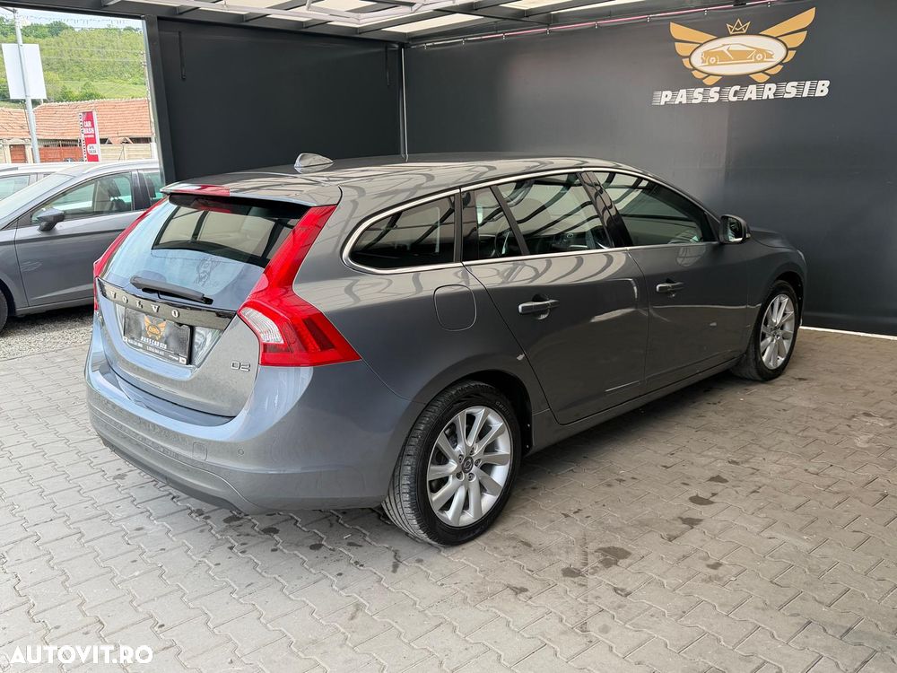 Volvo V60 D2 DRIVe Momentum - 6