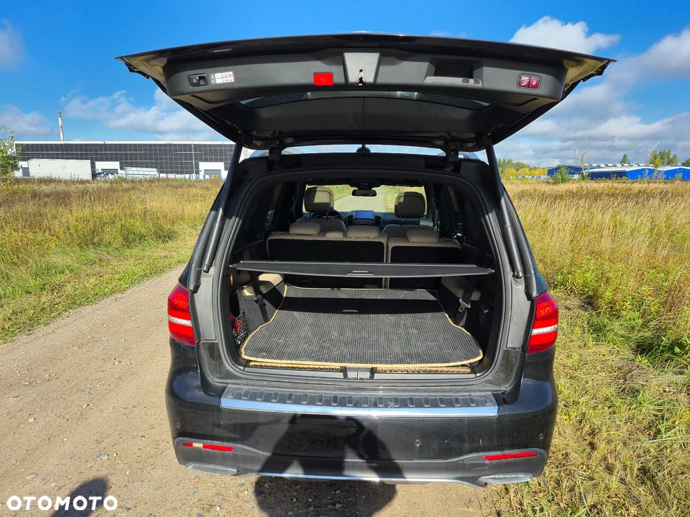 Mercedes-Benz GLS 350 d 4-Matic - 24