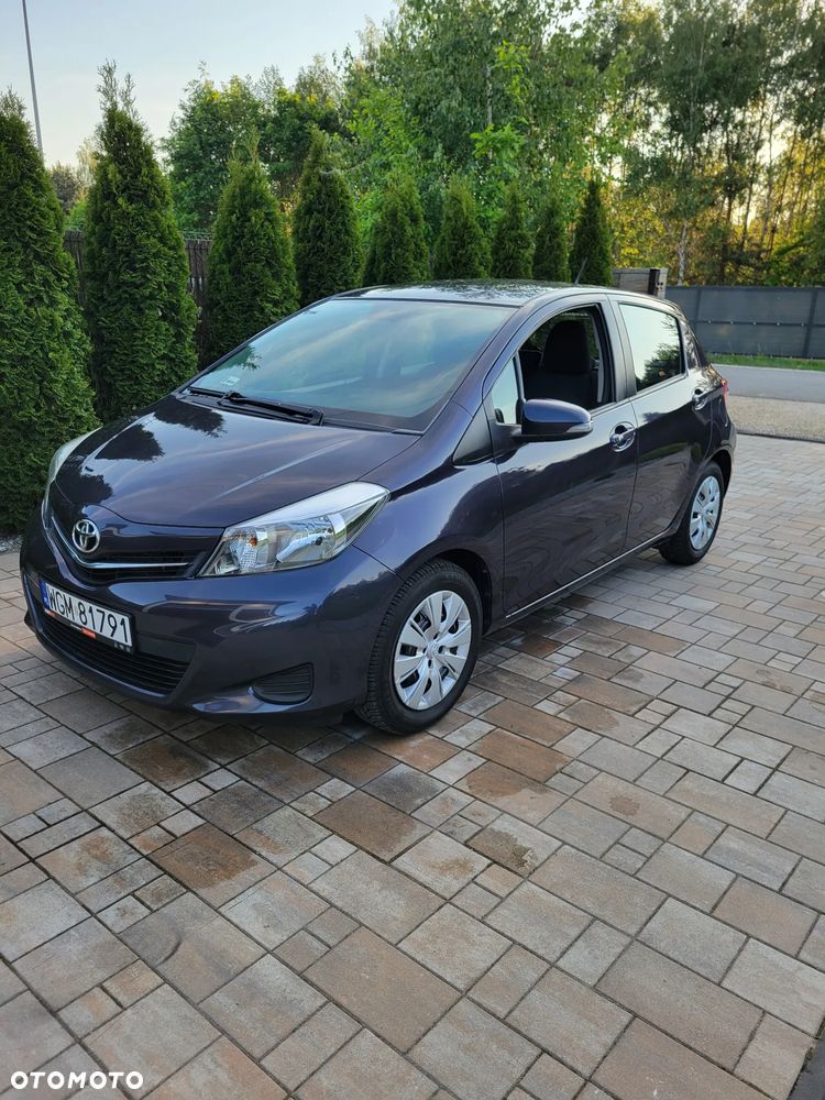 Toyota Yaris - 1