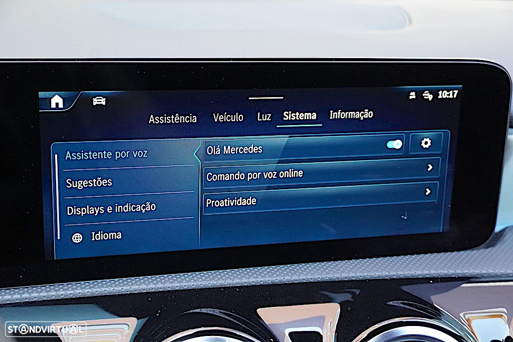 Mercedes-Benz A 250 e AMG Line - 41