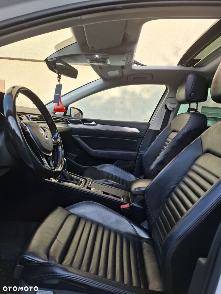 Volkswagen Passat - 7