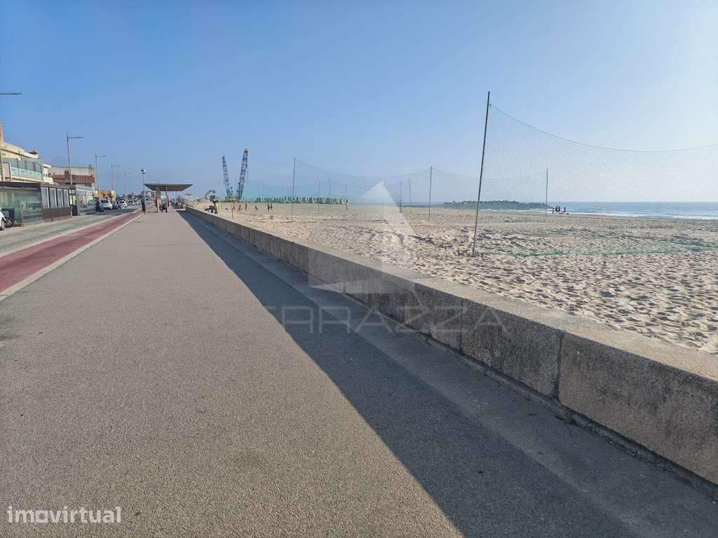 Moradia térrea T2 remodelada na Praia de Espinho - Grande imagem: 4/19