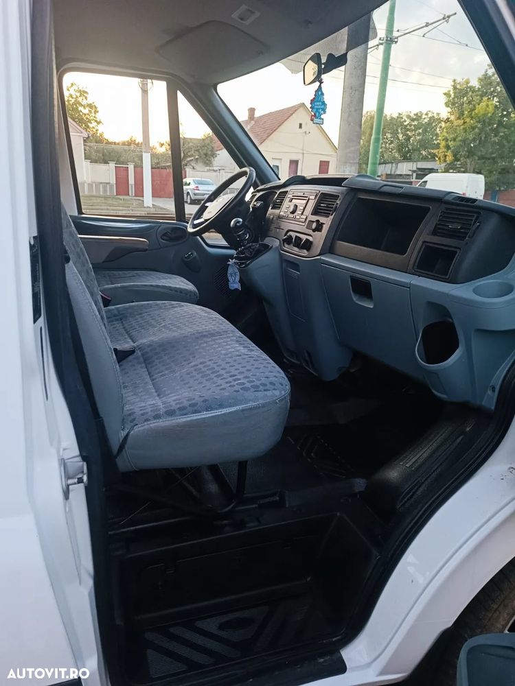 Ford Transit - 8