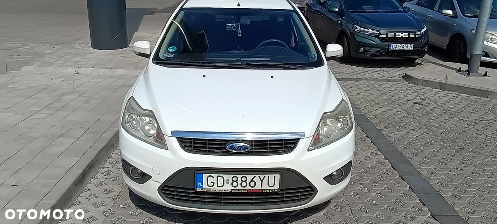 Ford Focus 1.6 TDCi Ambiente DPF - 2