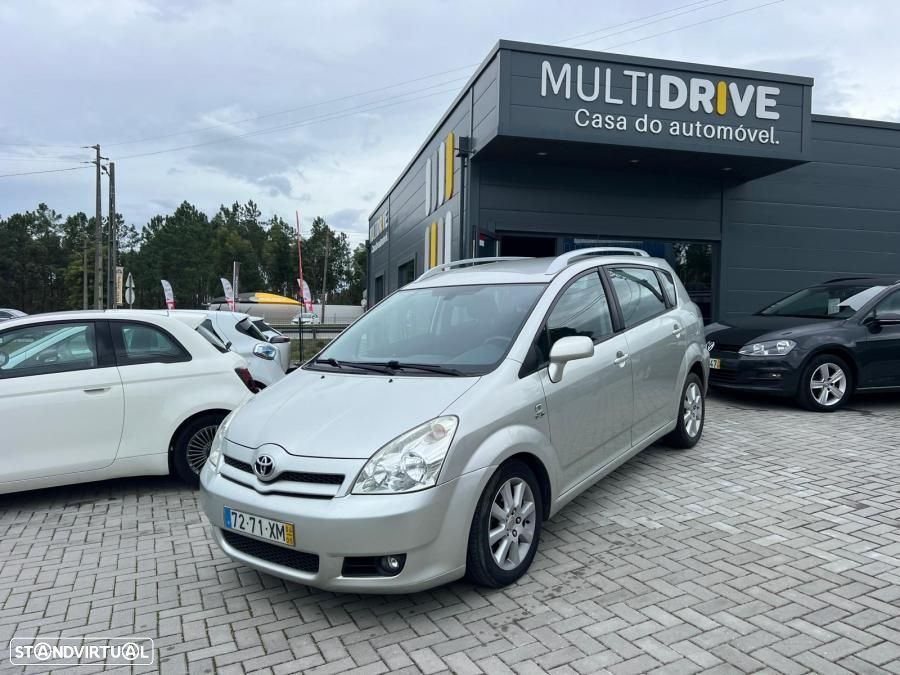 Toyota Corolla Verso 2.0 D-4D - 1