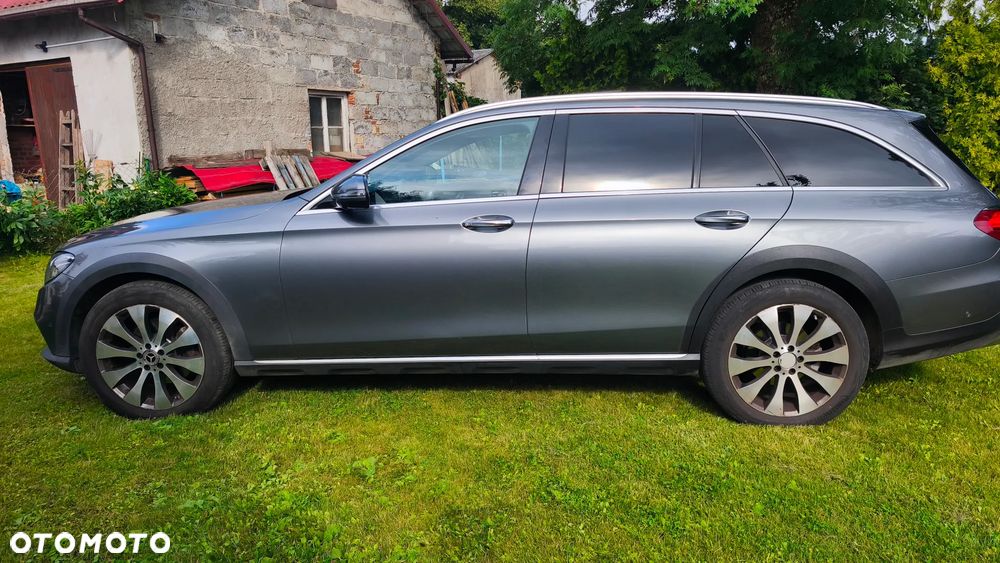 Mercedes-Benz Klasa E 220 d 4-Matic All-Terrain - 6