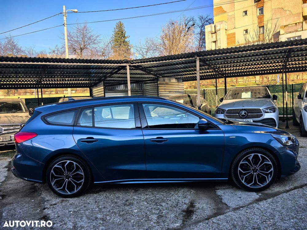 Ford Focus Turnier 1.5 EcoBlue Start-Stopp-System Aut. ST-LINE - 4