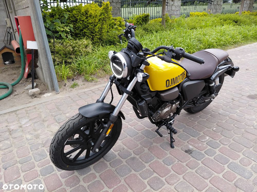 QJMOTOR SRV 125 - 1