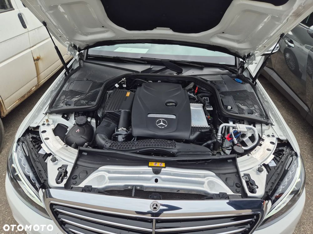 Mercedes-Benz Klasa C 180 9G-TRONIC - 5