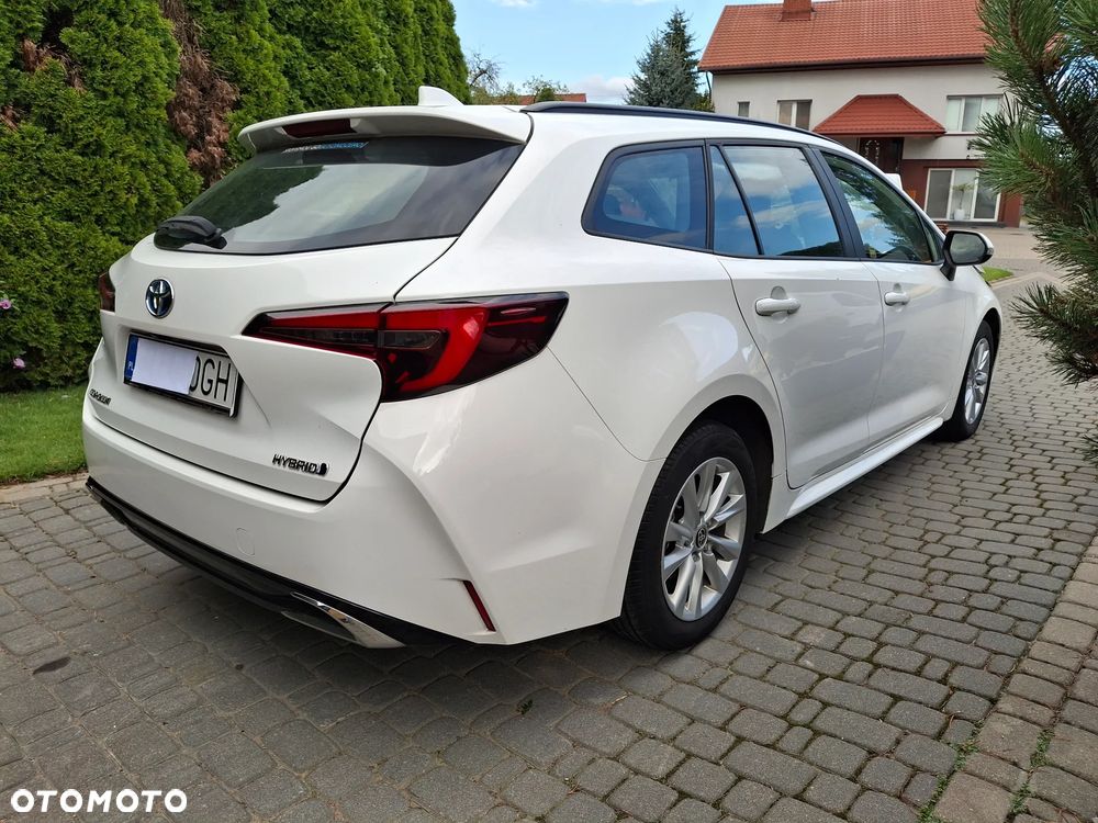 Toyota Camry 2.5 Hybrid Comfort CVT - 8