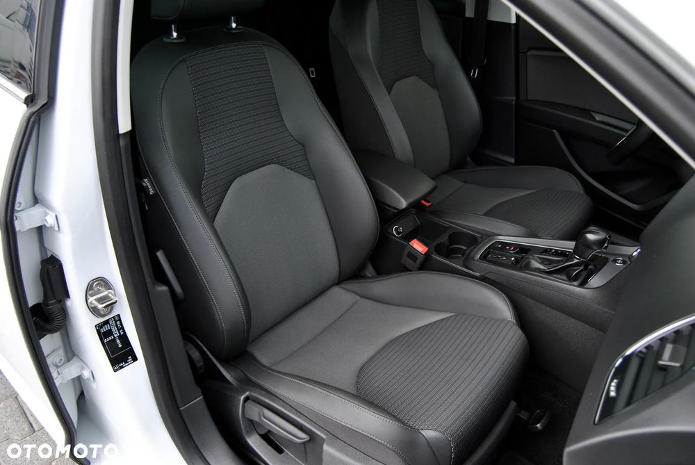 Seat Leon 2.0 TDI DPF Start&Stop DSG XCELLENCE - 21