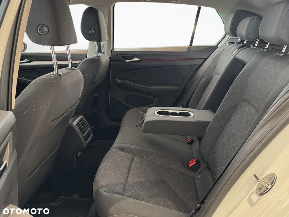 Volkswagen Golf - 13