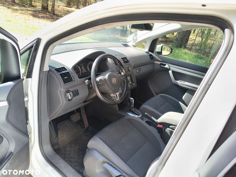 Volkswagen Touran 1.6 TDI DPF Comfortline DSG - 6