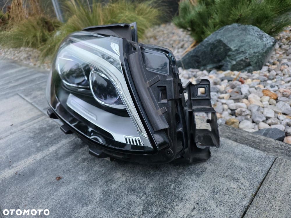 mercedes gle w166 166 lampa prawa przód full led inteligent ils a1669067602 - 5
