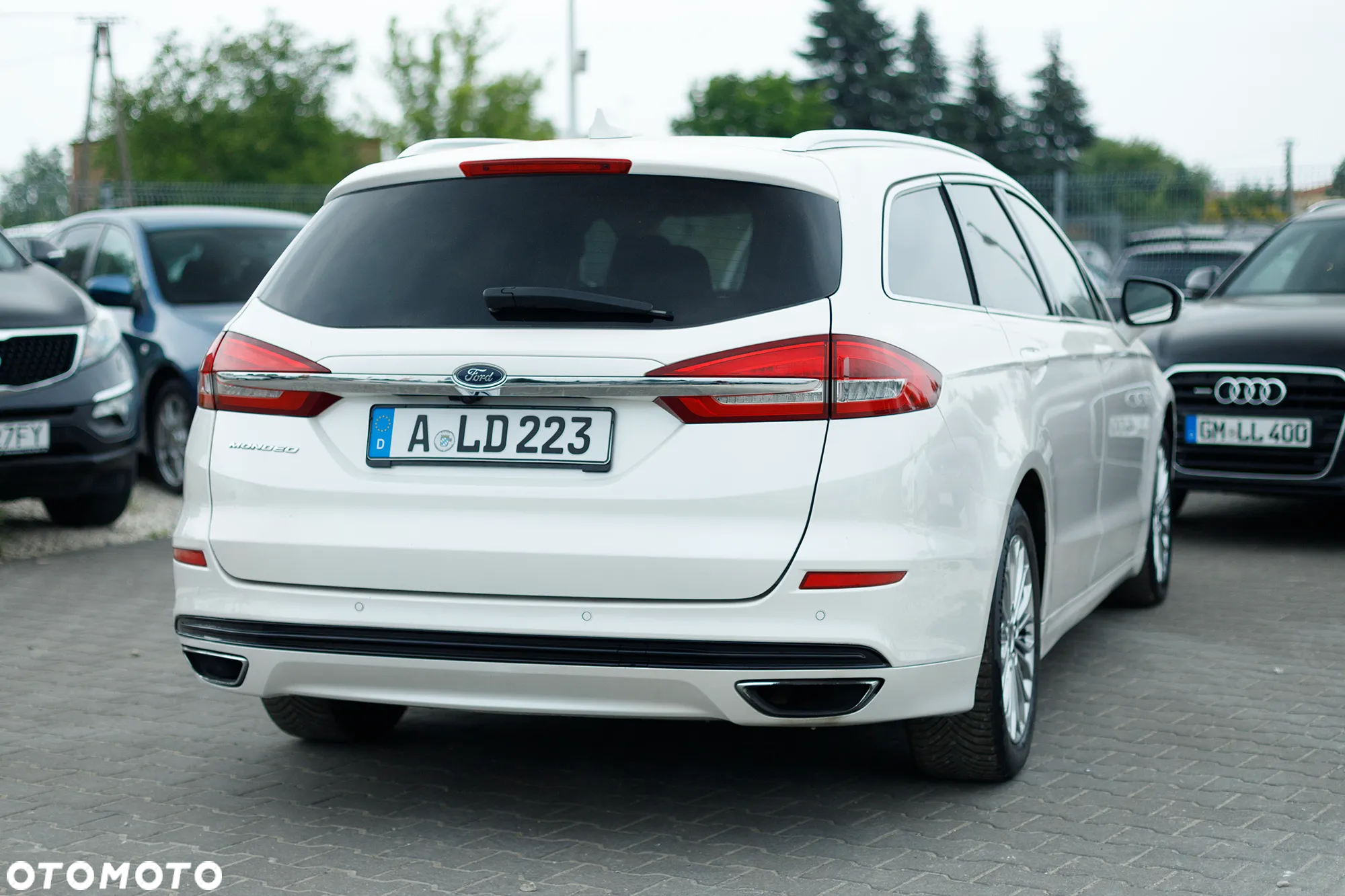 Ford Mondeo 2.0 EcoBlue Titanium - 13