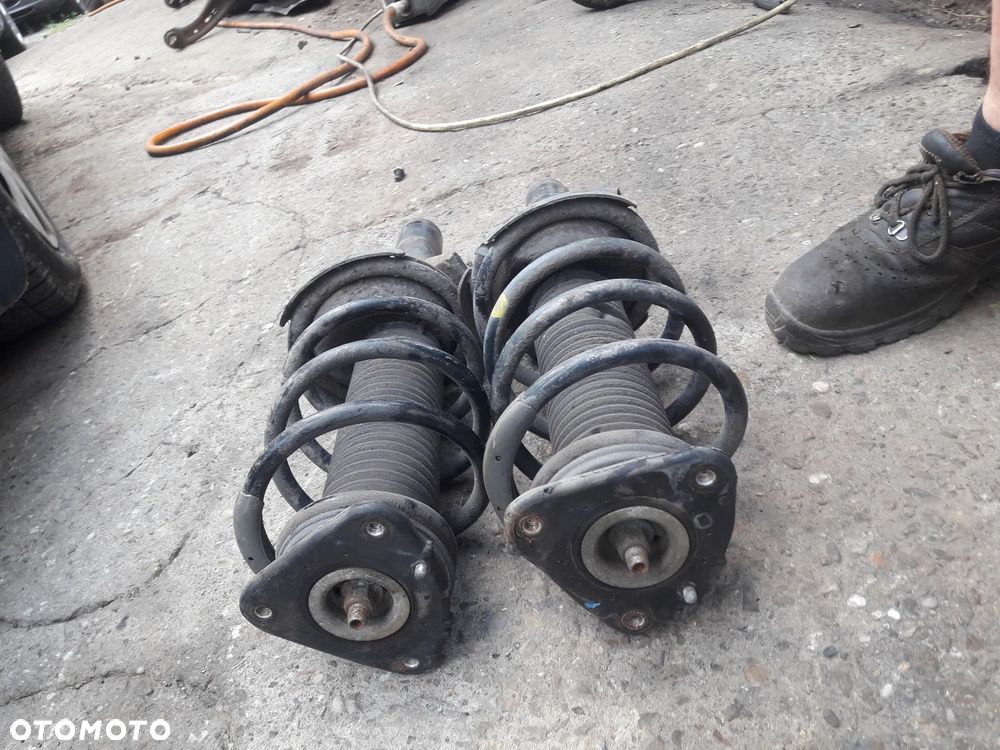 Mazda 3 BK 03-09 Amortyzator Sprężyna przód przedni - 2