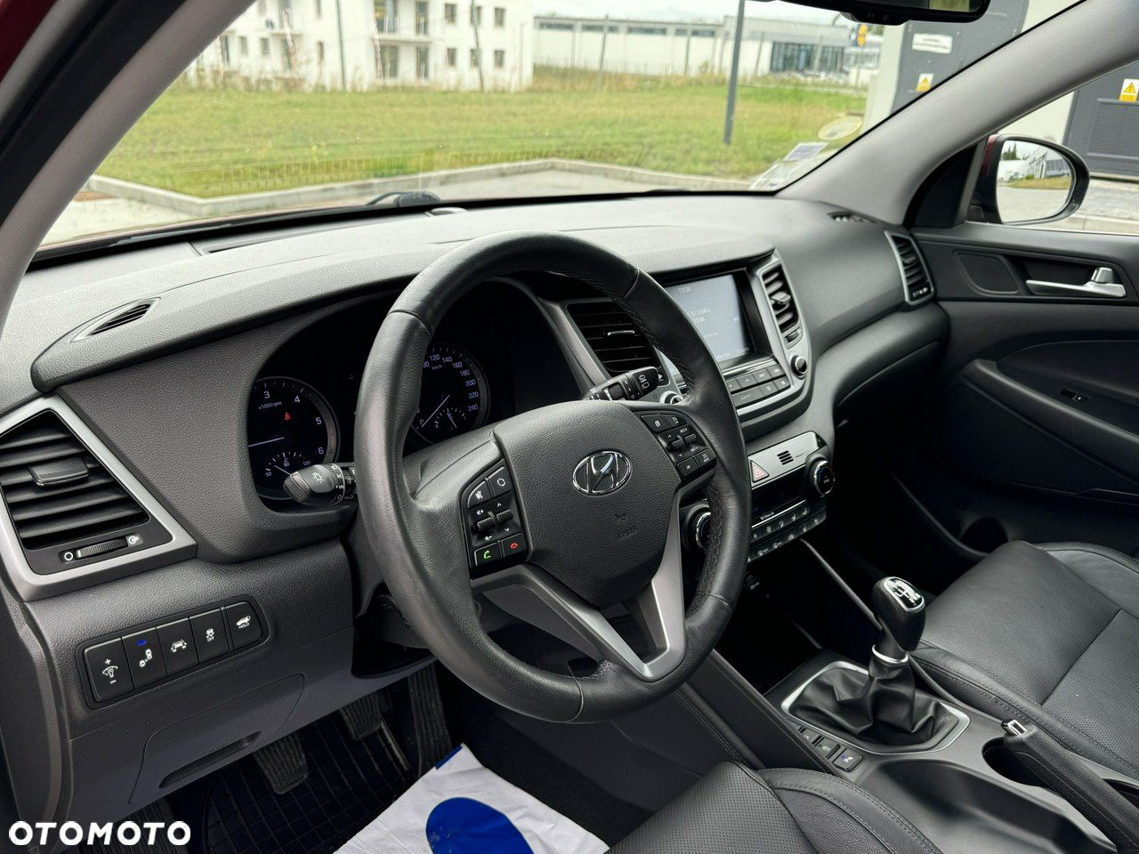 Hyundai Tucson 2.0 CRDI BlueDrive GO Plus 2WD - 18