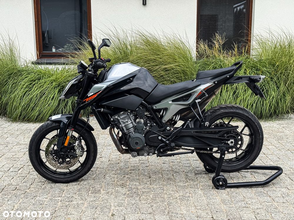KTM Duke 790 - 3