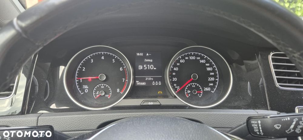 Volkswagen Golf - 4
