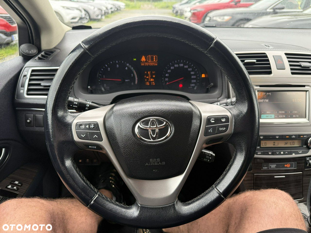 Toyota Avensis 2.0 D-4D Premium - 11